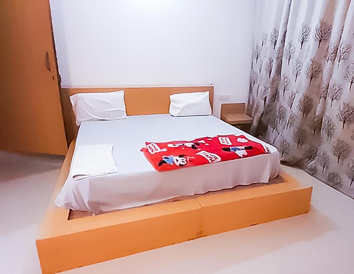 Roomshala 110 Hotel Mulaqaat - Shiv Nadar University Dadri Luaran gambar